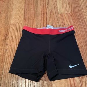 Nike Pro 3” shorts